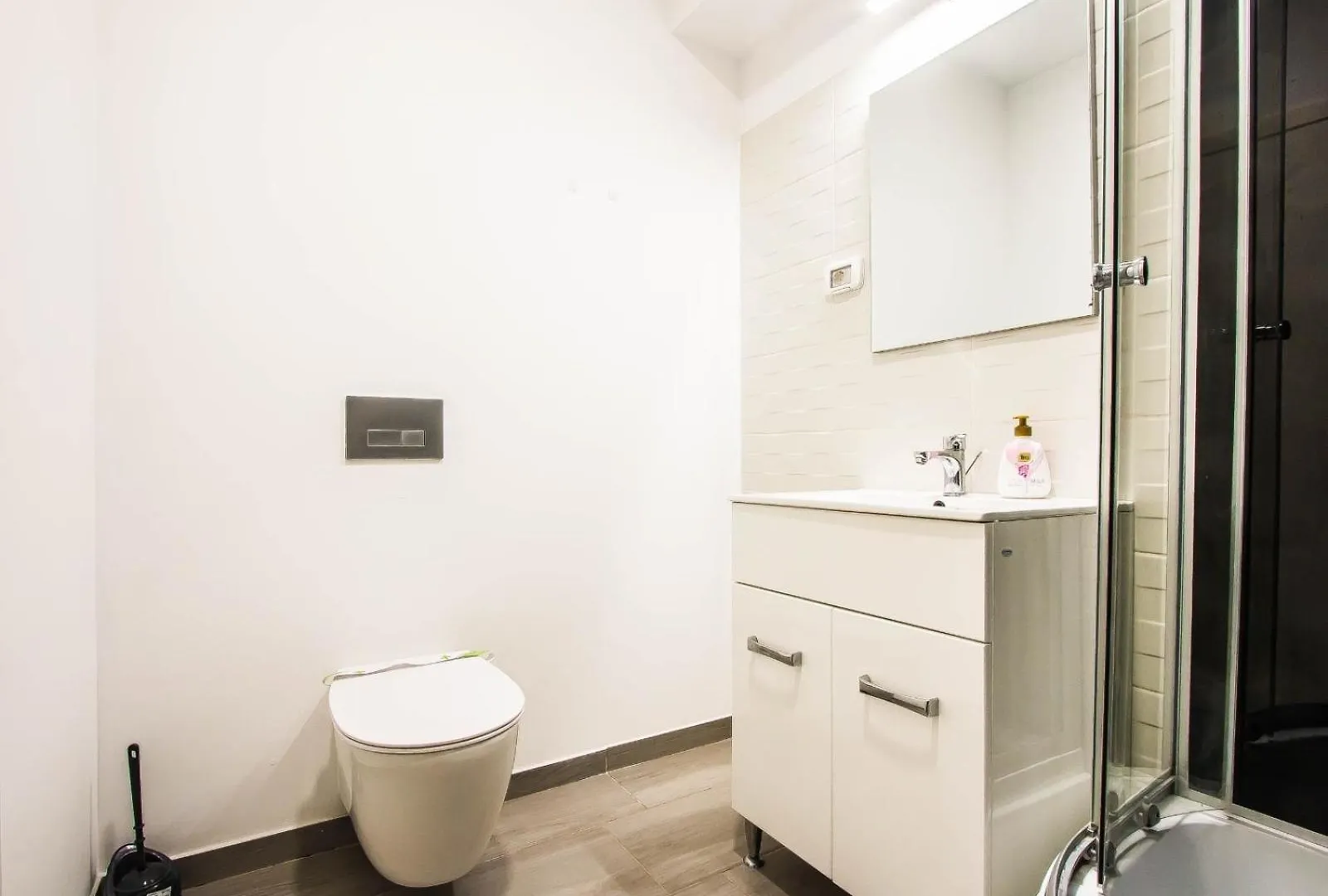 Apartment Panoramic Deluxe Apartaments-Mihai Bravu Bucharest